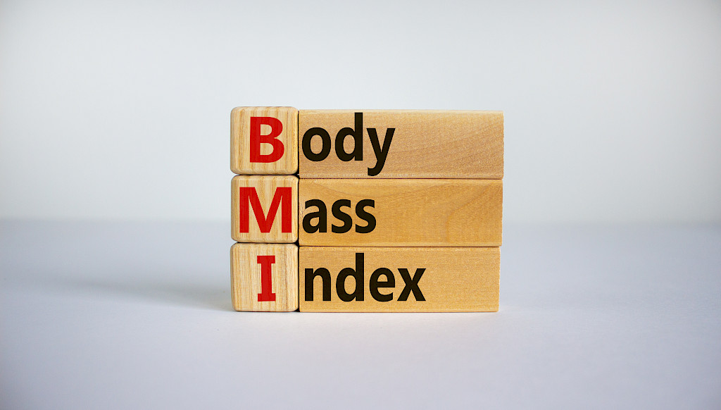 Painoindeksistä käytetään lyhennettä BMI, joka tulee englannin kielen sanoista Body Mass Index.